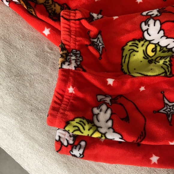 DR. SEUSS THE GRINCH THE GRINCH plush PAJAMA PANTS - Picture 2 of 5